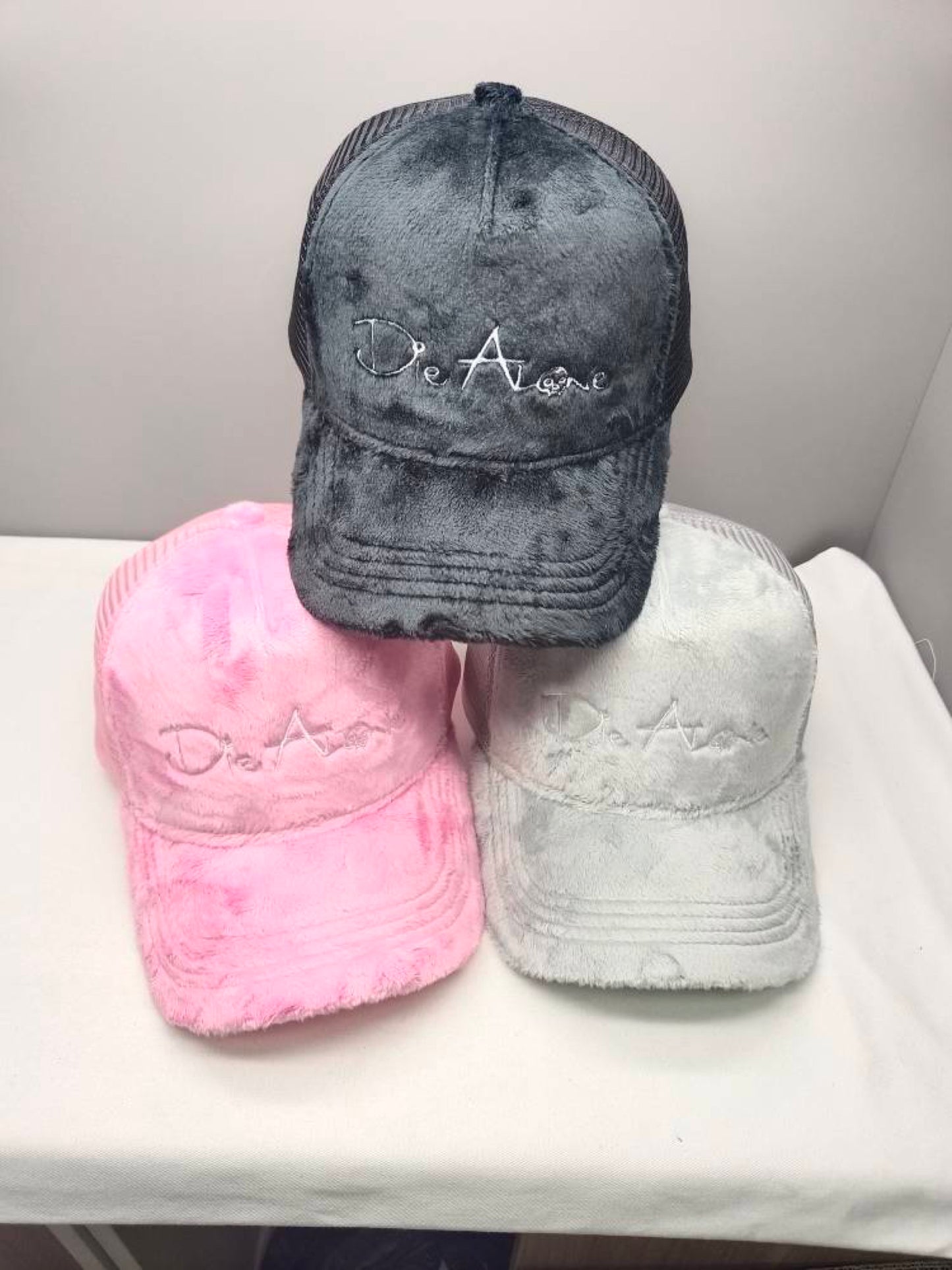 DieAlone Cap