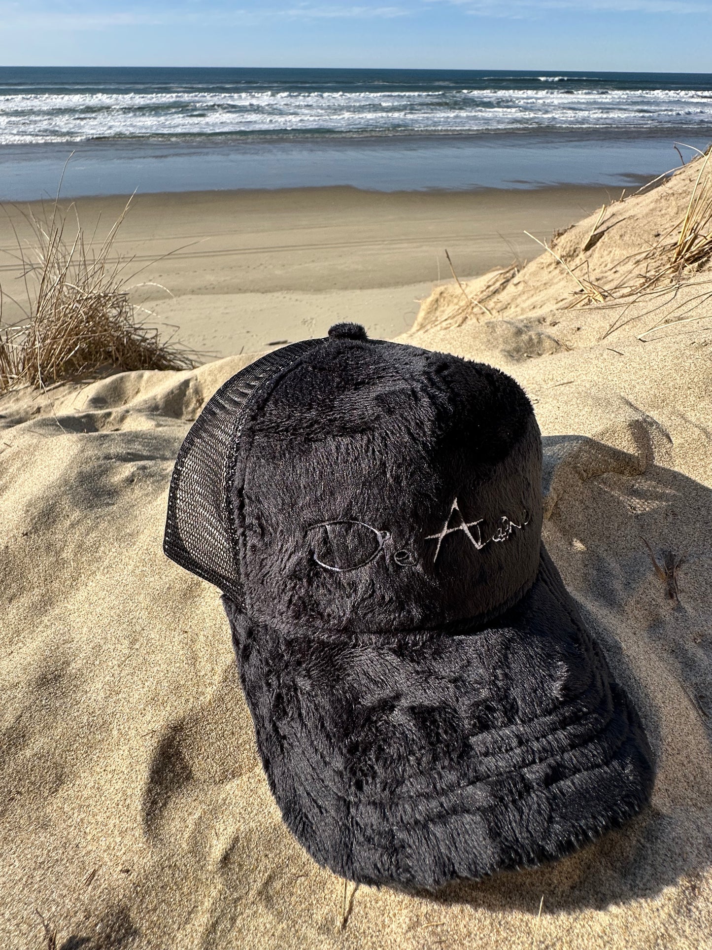 DieAlone Cap